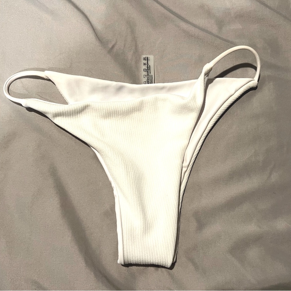 WHITE BIKINI BOTTOMS